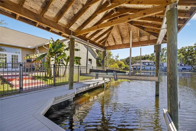 $3,600 | 172 Lake Shore Drive West, Palm Harbor, FL 34684