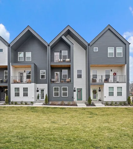 a house view with a outdoor space