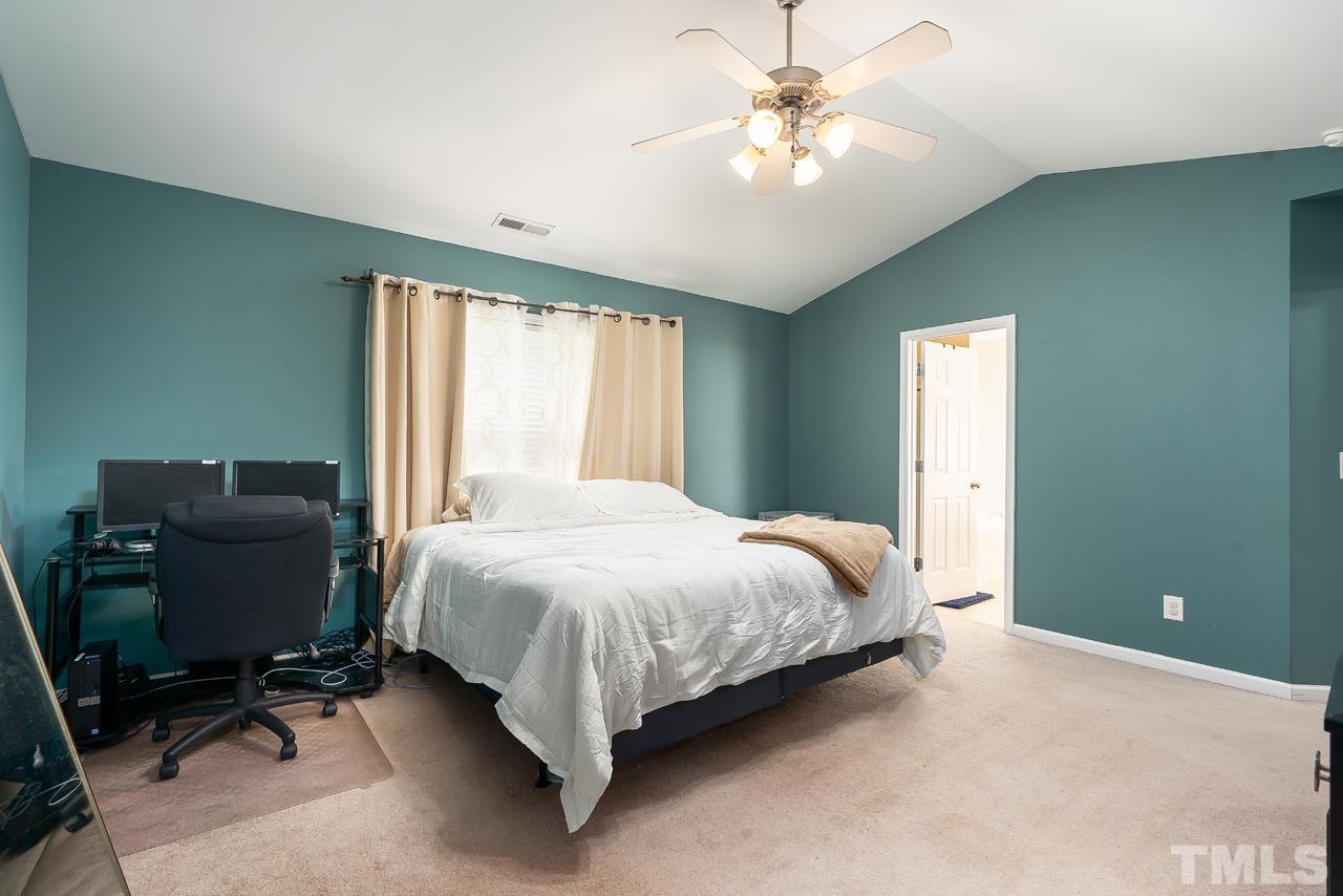 6908 Missionary Ridge Drive Raleigh, NC 27610 - Photo 14 of 20