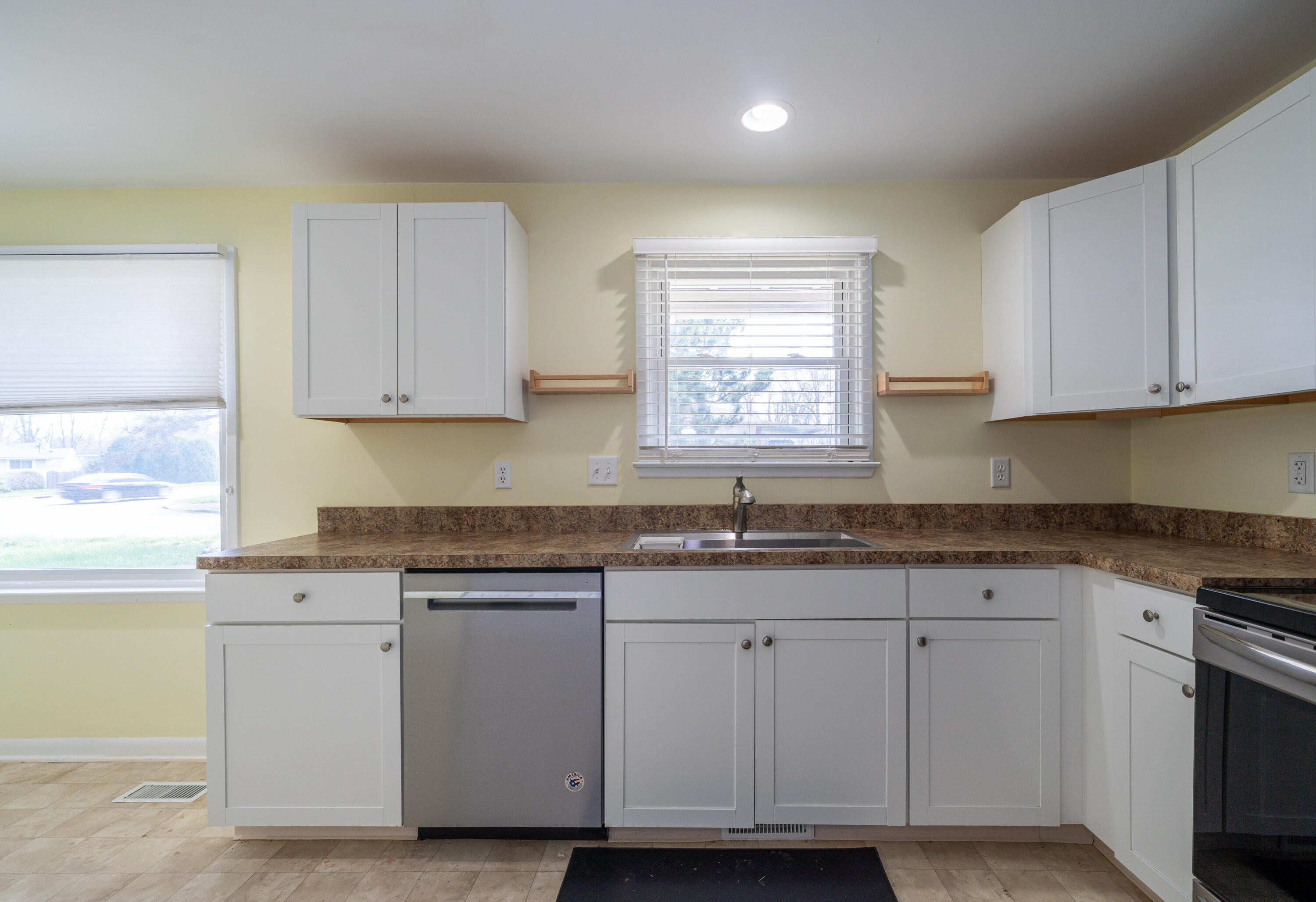 1211 Claybourne Road Kettering, OH 45429 - Photo 15 of 43