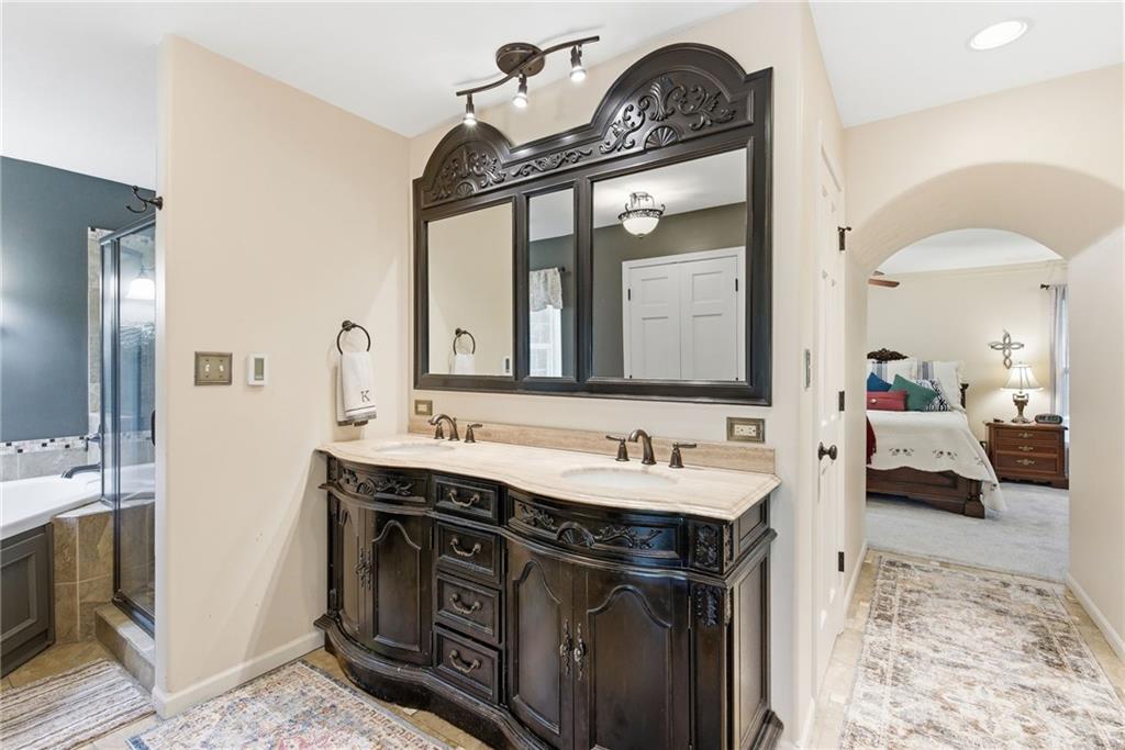 12905 Quail Ridge Road Lee's Summit, MO 64082 - Photo 24 of 47