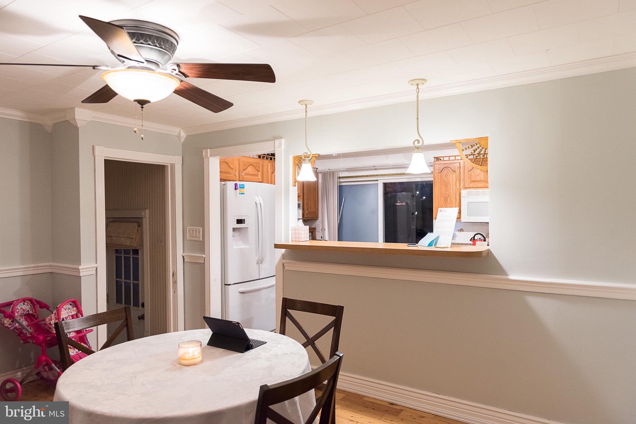 2100 Oakland Road Baltimore, MD 21220 - Photo 13 of 31 Dining room