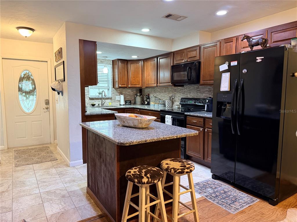 5418 Southwest 4th Place Gainesville, FL 32607 - Photo 3 of 27