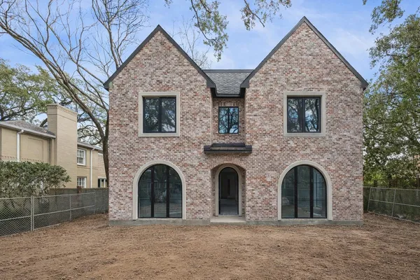 $5,800,000 | 2247 Chilton Road, Houston, TX 77019