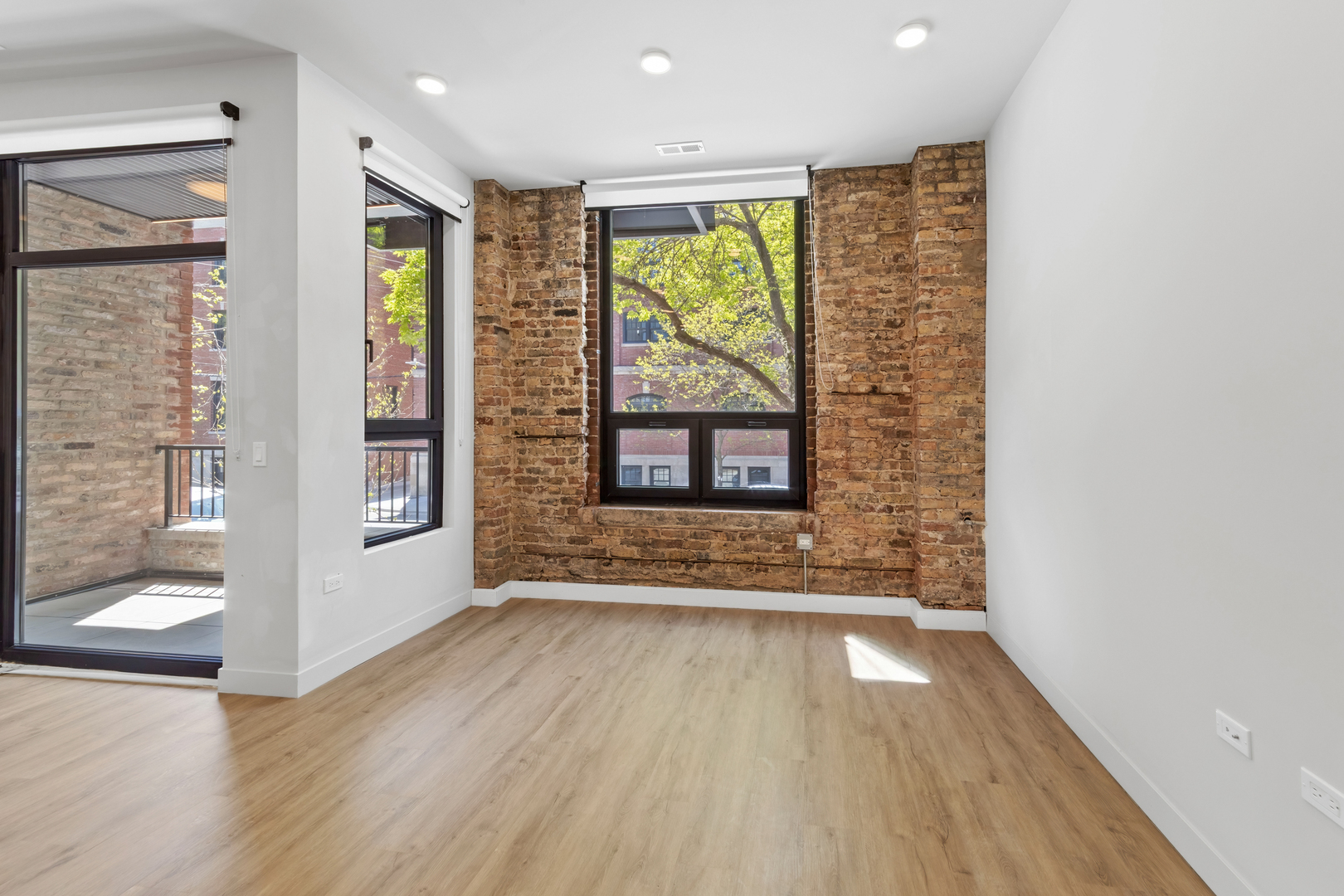 1550 West Monroe Street, Unit 203 Chicago, IL 60607 - Photo 6 of 24