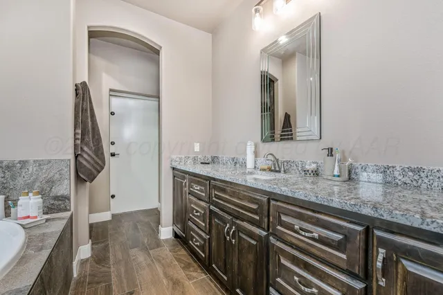 $580,000 | 3301 Tulsa Drive, Amarillo, TX 79119