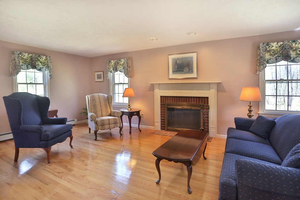 61 B Highland Road Boxford, MA 01921 - Photo 5 of 22