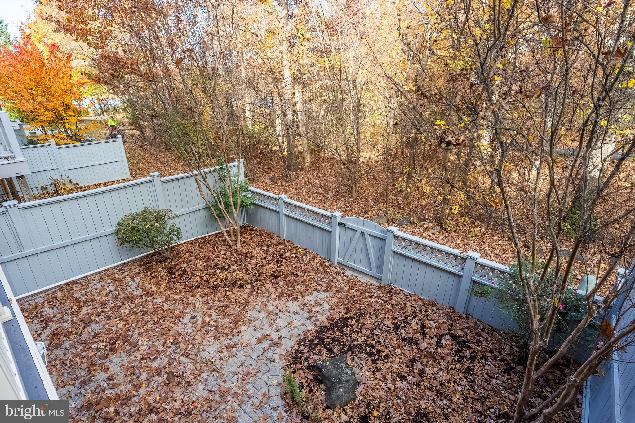 1919 Logan Manor Drive Reston, VA 20190 - Photo 40 of 57 a view of a backyard