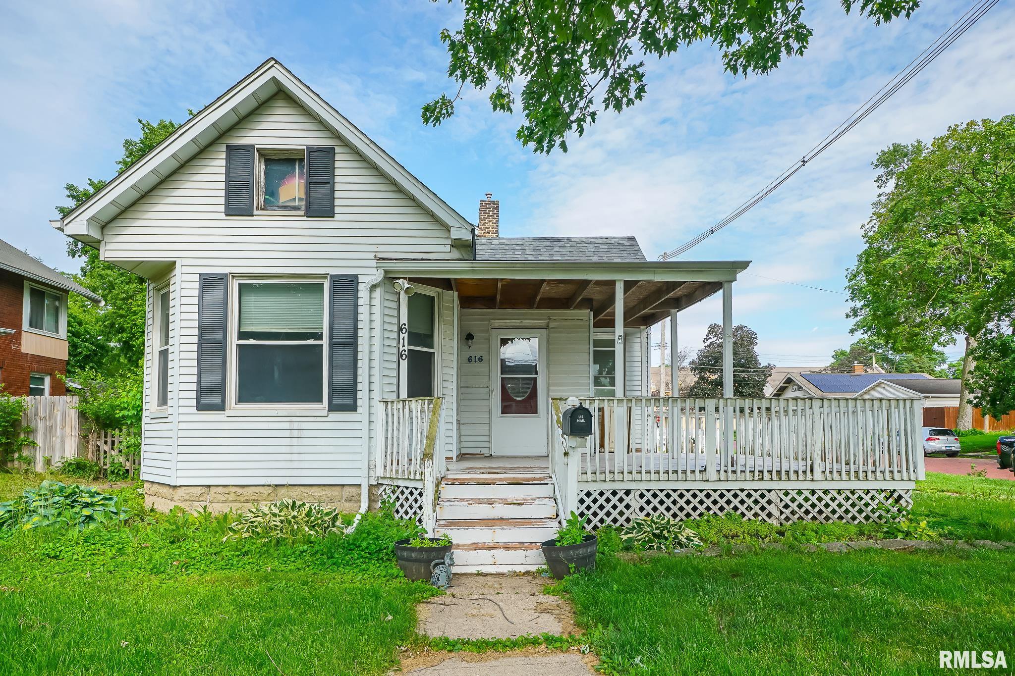 616 Summer Street Pekin, IL 61554 - Photo 2 of 38