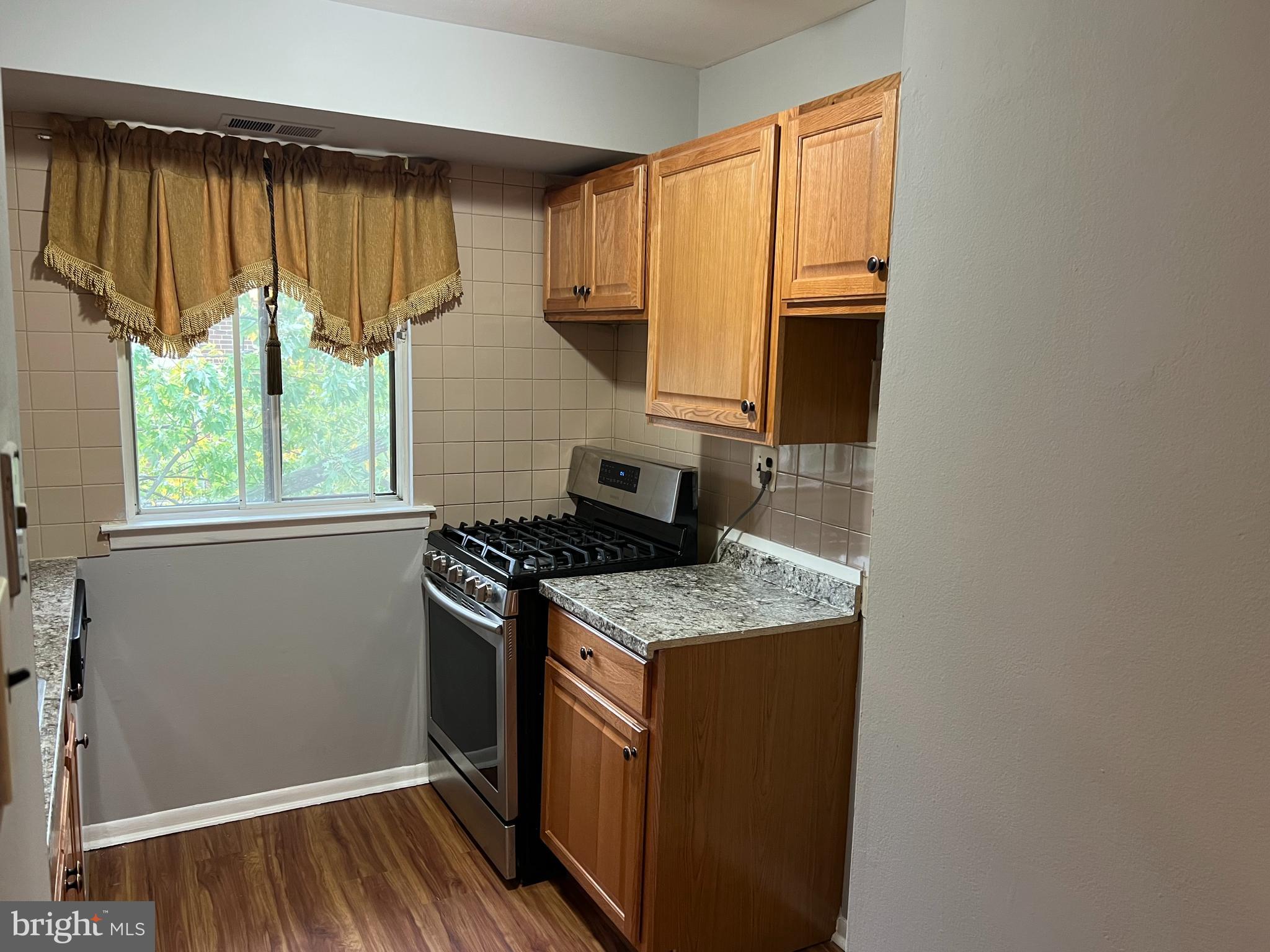 9921 Bustleton Avenue, Unit N10 Philadelphia, PA 19115 - Photo 6 of 17