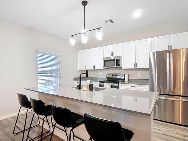 $2,599 | 1504 Hummingbird Lane, Winter Haven, FL 33884