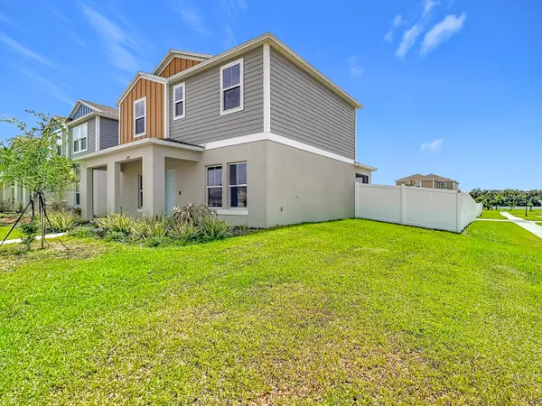 $2,599 | 1504 Hummingbird Lane, Winter Haven, FL 33884