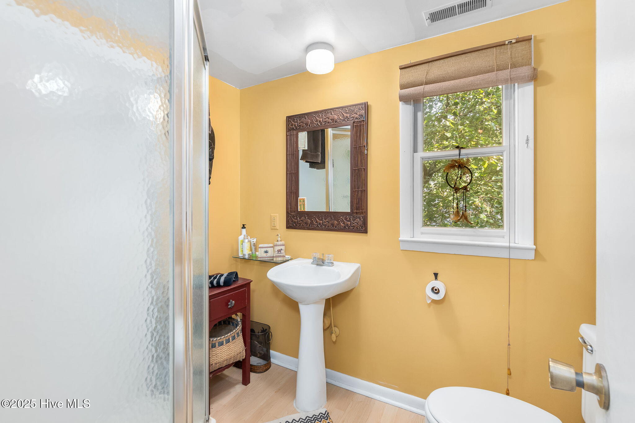 138 Yaupon Road Pine Knoll Shores, NC 28512 - Photo 21 of 68 Upstairs full bath