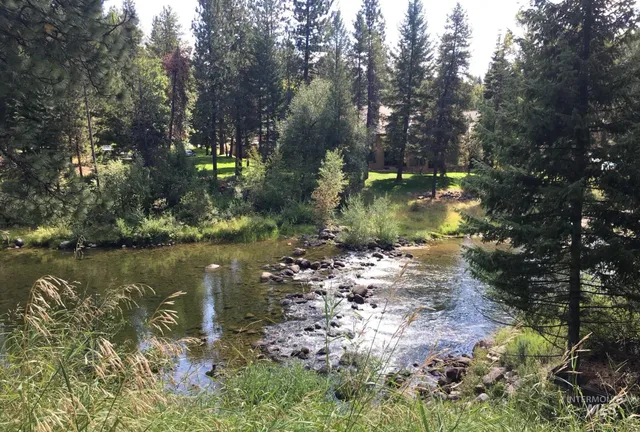 $1,899,000 | 508 River Street, McCall, ID 83638