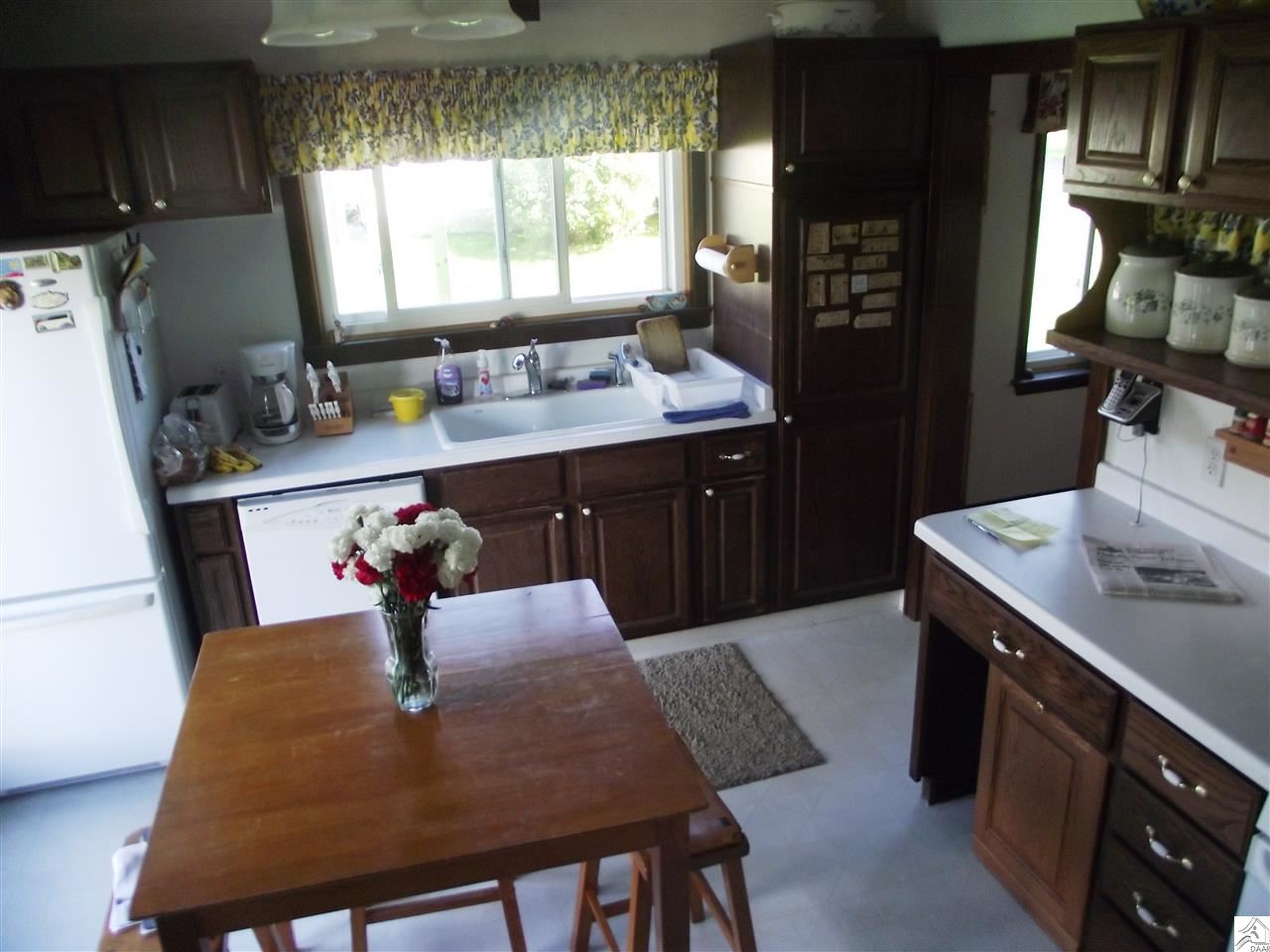 727 5th Street Proctor, MN 55810 - Photo 4 of 17 Gallery Image 4