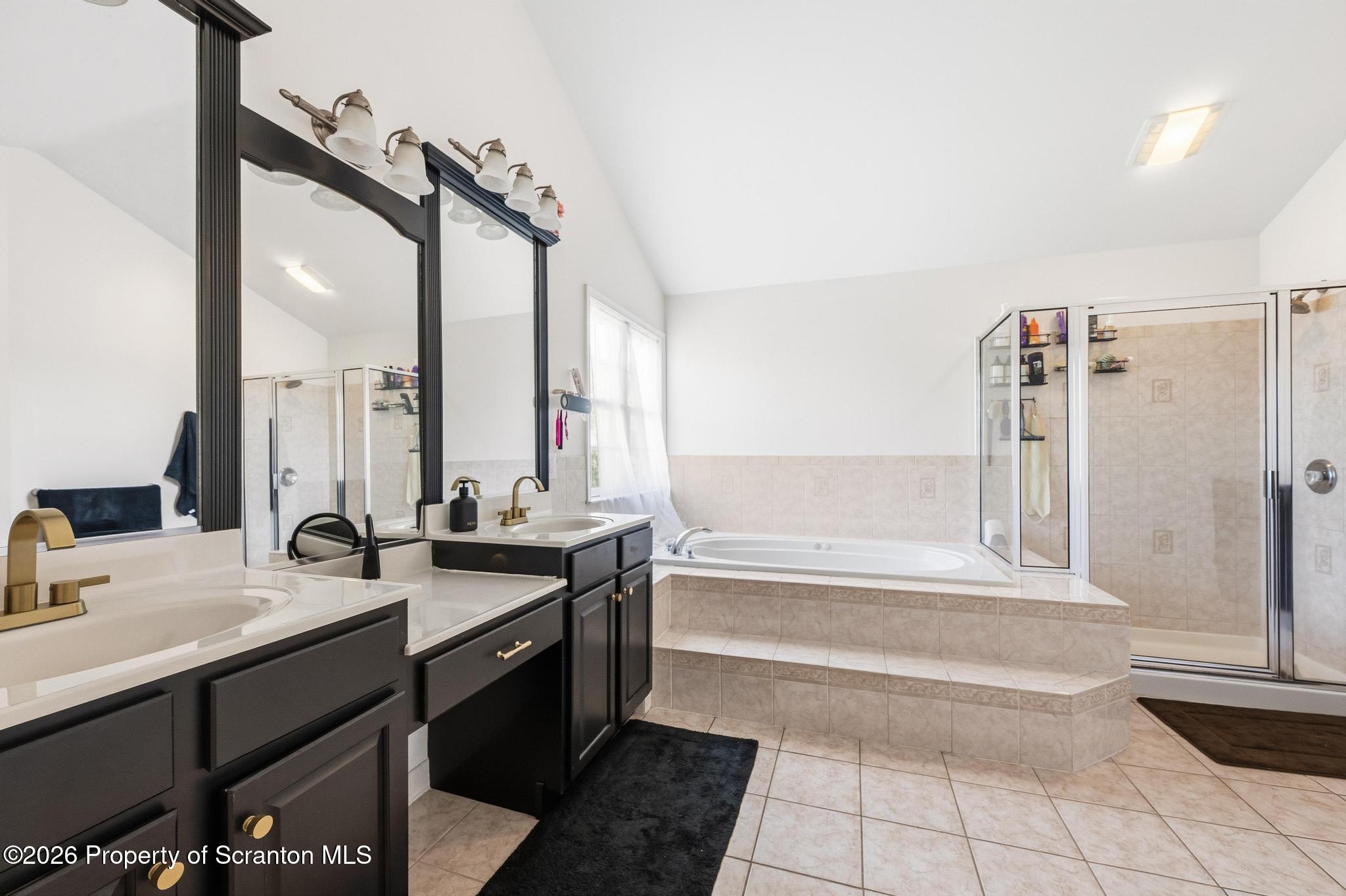 562 Country Club Road Easton, PA 18045 - Photo 23 of 68 DSC_7179-2