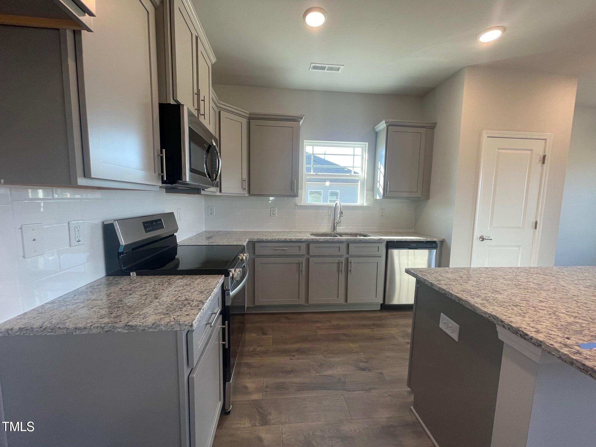 20 Streamline Court Lillington, NC 27546 - Photo 10 of 28 1902 e