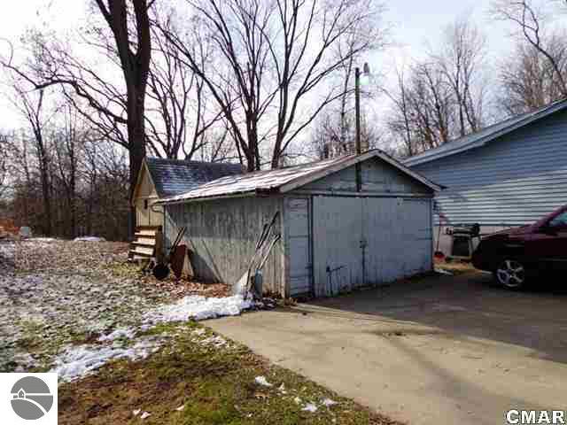 3161 Redstone Road Breckenridge, MI 48615 - Photo 18 of 20 1770840-18.JPG