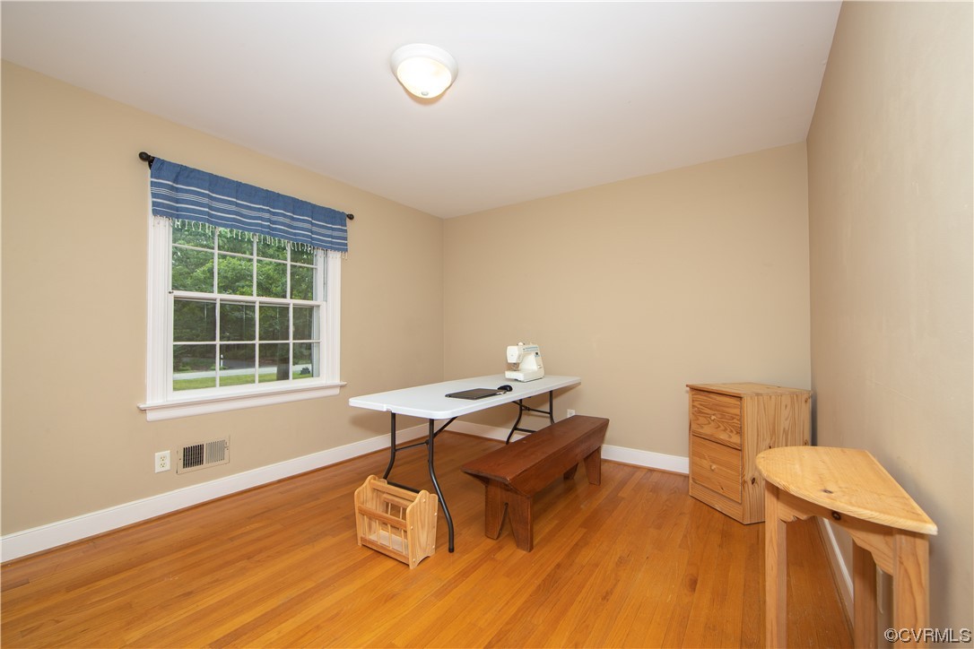 13371 Kingsmill Road Midlothian, VA 23113 - Photo 21 of 43 a workspace with furniture and a window