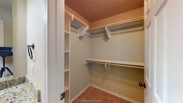 a view of walk in closet