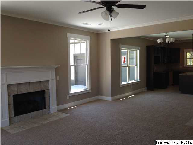 892 Valley Circle Leeds, AL 35094 - Photo 6 of 21