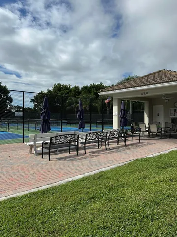 $585,000 | 7252 Demedici Circle, Delray Beach, FL 33446