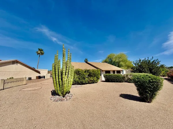 $1,750 | 9619 West Taro Lane, Peoria, AZ 85382