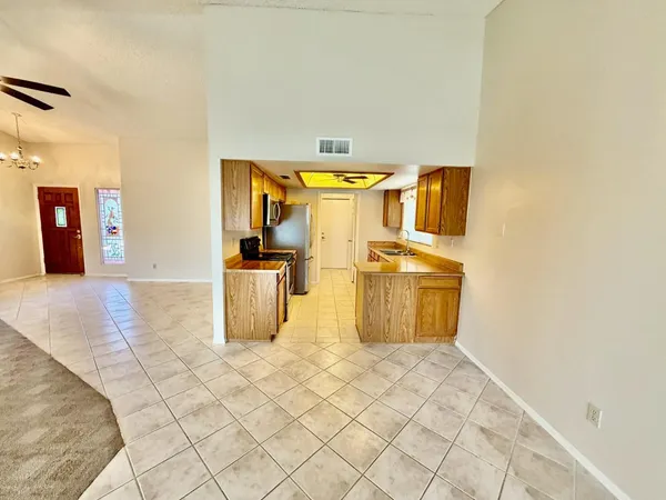 $1,750 | 9619 West Taro Lane, Peoria, AZ 85382