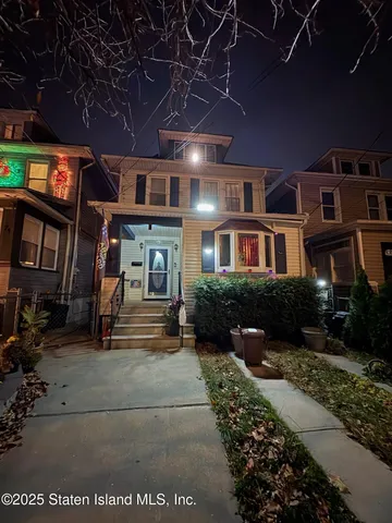 $650,000 | 69 New Street | Port Richmond