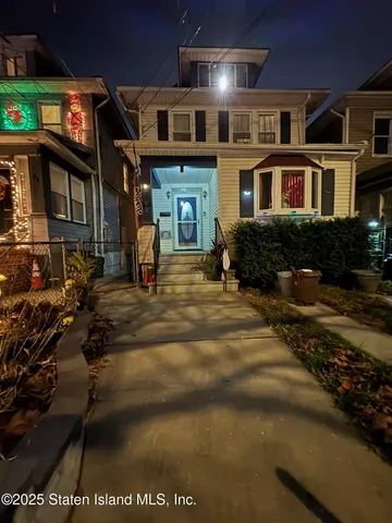 $650,000 | 69 New Street | Port Richmond