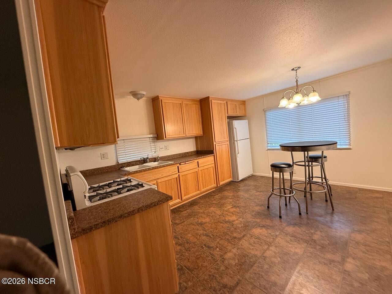 3191 Partridge Lane Paso Robles, CA 93446 - Photo 7 of 14 IMG_5115