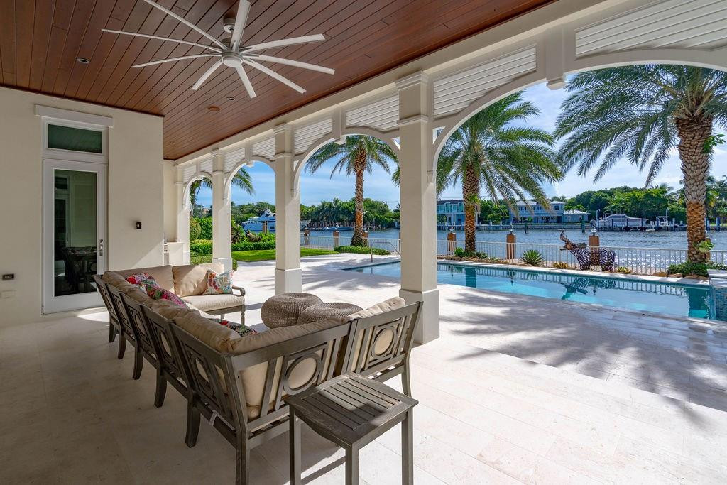 2798 Northeast 24th Street Lighthouse Point, FL 33064 - Photo 14 of 61 Photo 14