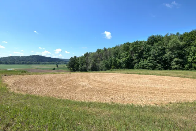 $519,000 | E2519 State Road, Menomonie, WI 54751