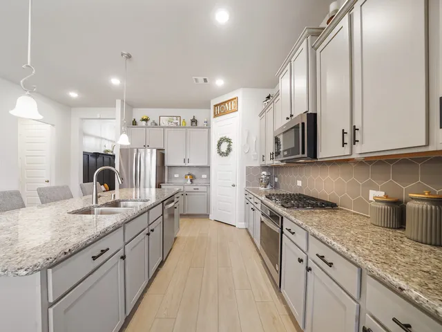 $497,000 | 10267 Bayou Oaks Drive, Conroe, TX 77385