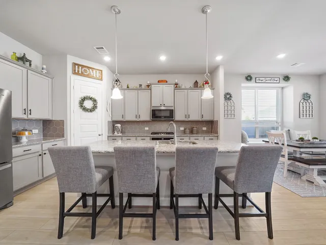 $497,000 | 10267 Bayou Oaks Drive, Conroe, TX 77385