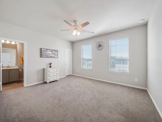 $497,000 | 10267 Bayou Oaks Drive, Conroe, TX 77385