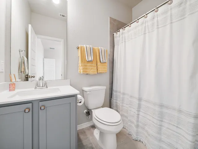 $497,000 | 10267 Bayou Oaks Drive, Conroe, TX 77385