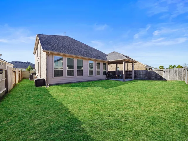 $497,000 | 10267 Bayou Oaks Drive, Conroe, TX 77385