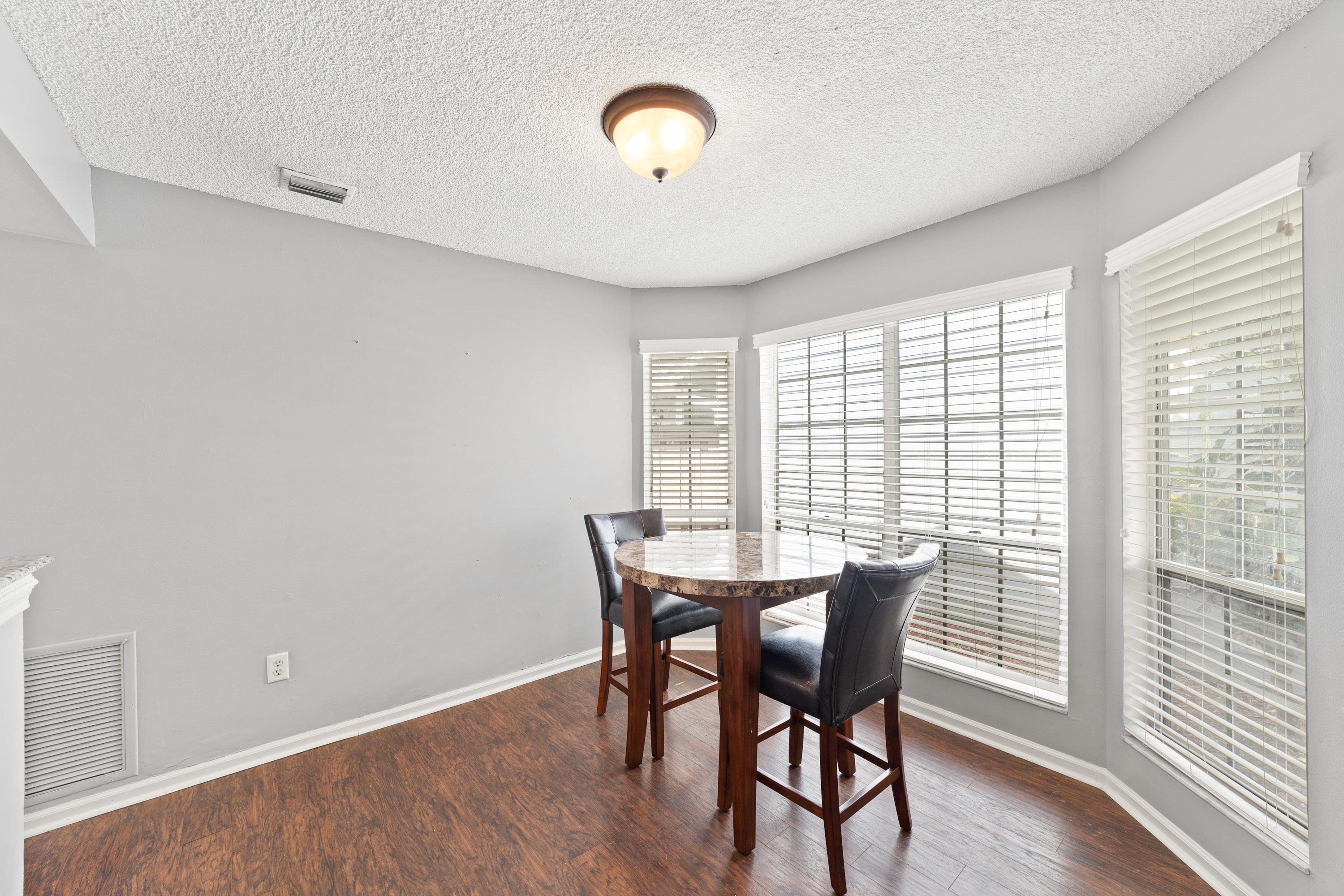 5346 Park Pl Circle Boca Raton, FL 33486 - Photo 7 of 26 Dining area