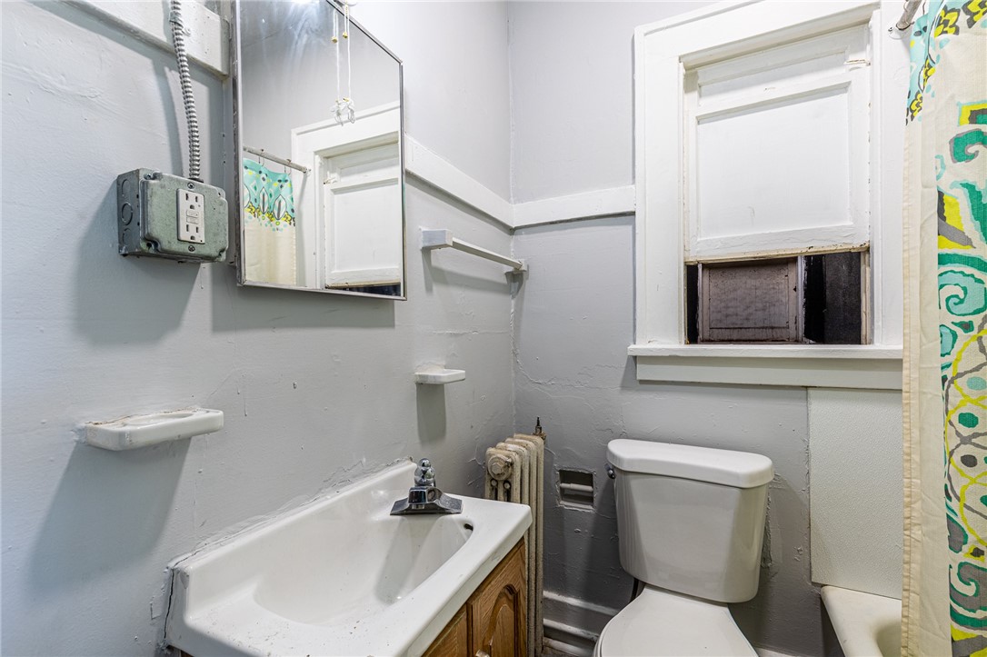 312 Lake Avenue Rochester, NY 14608 - Photo 18 of 34