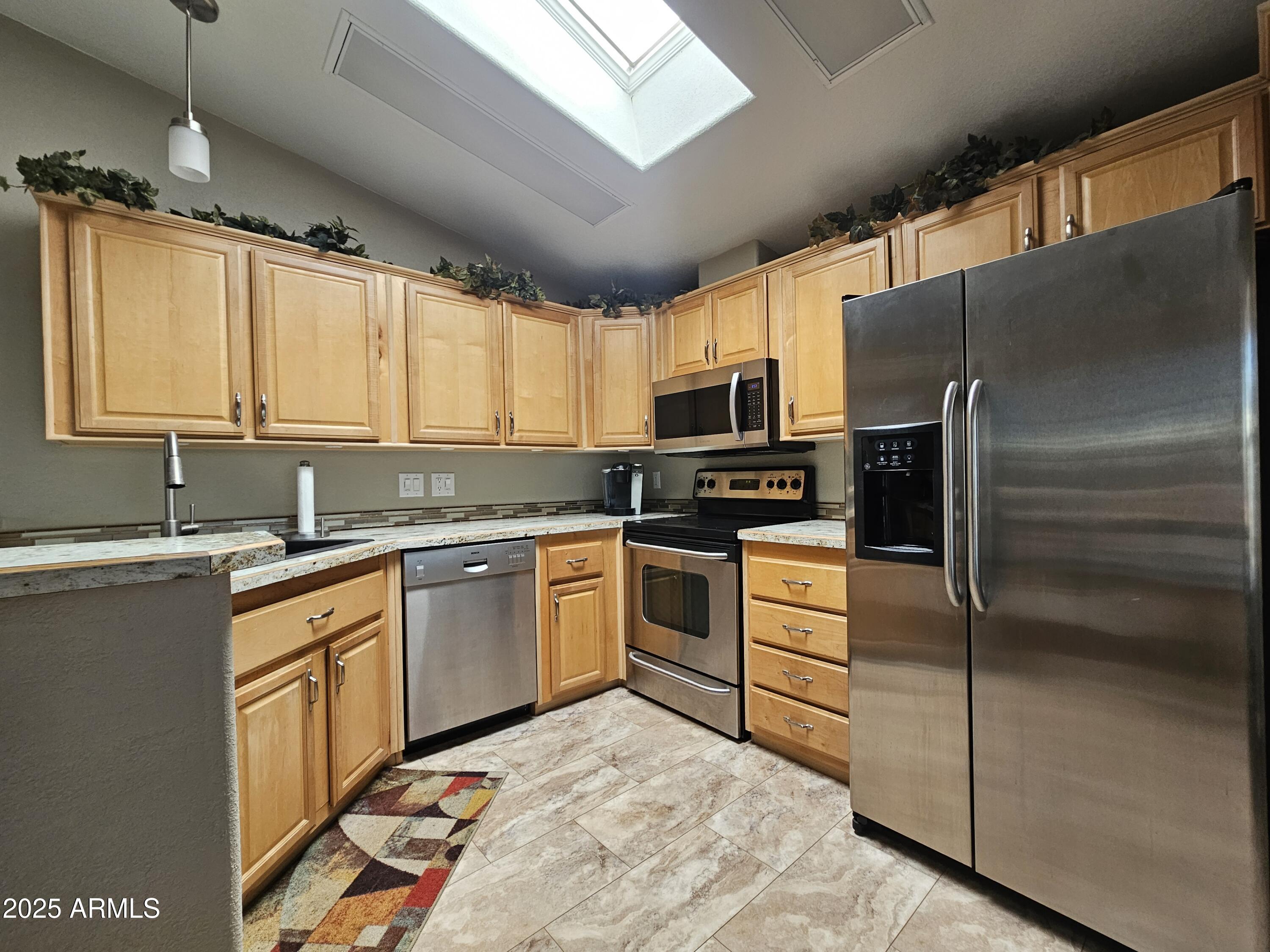 650 North Hawes Road, Unit 4624 Mesa, AZ 85207 - Photo 4 of 27 20250726_092733