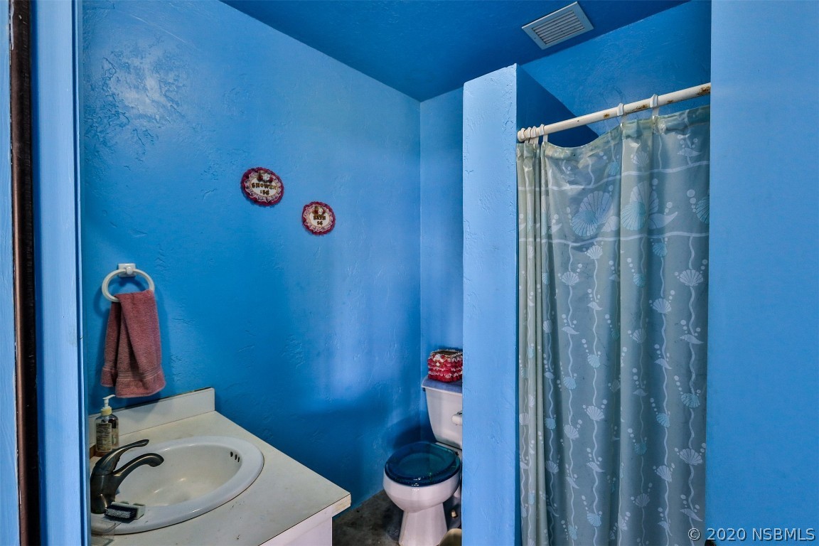 1605 South Riverside Drive Edgewater, FL 32132 - Photo 13 of 38 Gallery Image 13