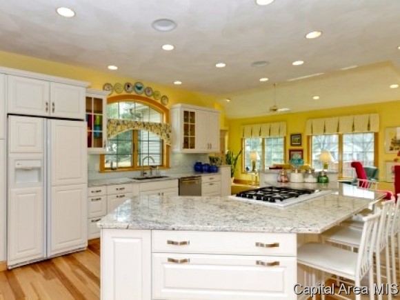8 Hickory Ridge Lane Springfield, IL 62707 - Photo 12 of 24 Gallery Image 12