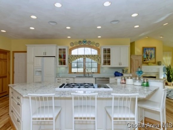 8 Hickory Ridge Lane Springfield, IL 62707 - Photo 13 of 24 Gallery Image 13