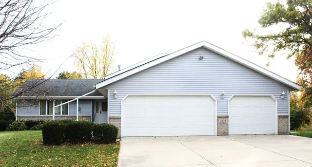 $350,000 | 5927 Linden Road, Rockford, IL 61109