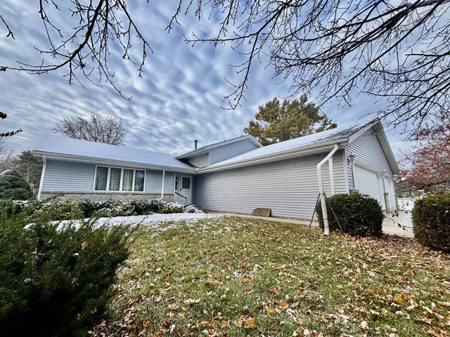 $350,000 | 5927 Linden Road, Rockford, IL 61109