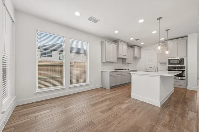 $3,100 | 447 Audubons Shearwater Way, Magnolia, TX 77354