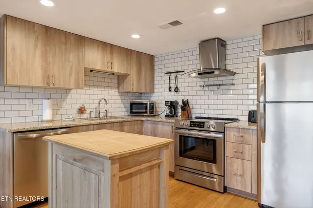 $282,000 | 113 Eagle Court, Crossville, TN 38558