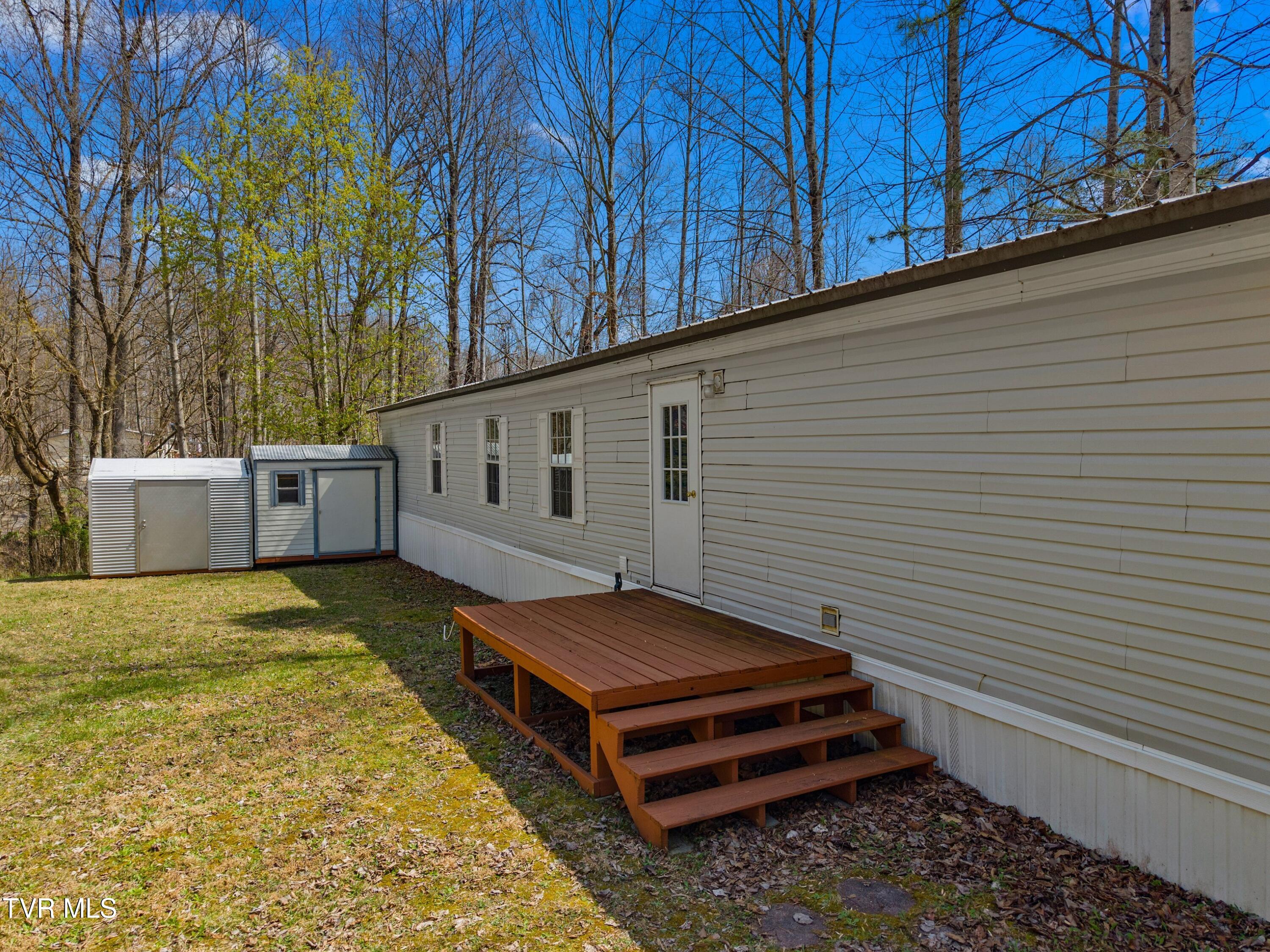 286 Prospect Road Sneedville, TN 37869 - Photo 3 of 31 022-286ProspectRoad-Sneedville-TN-37869-