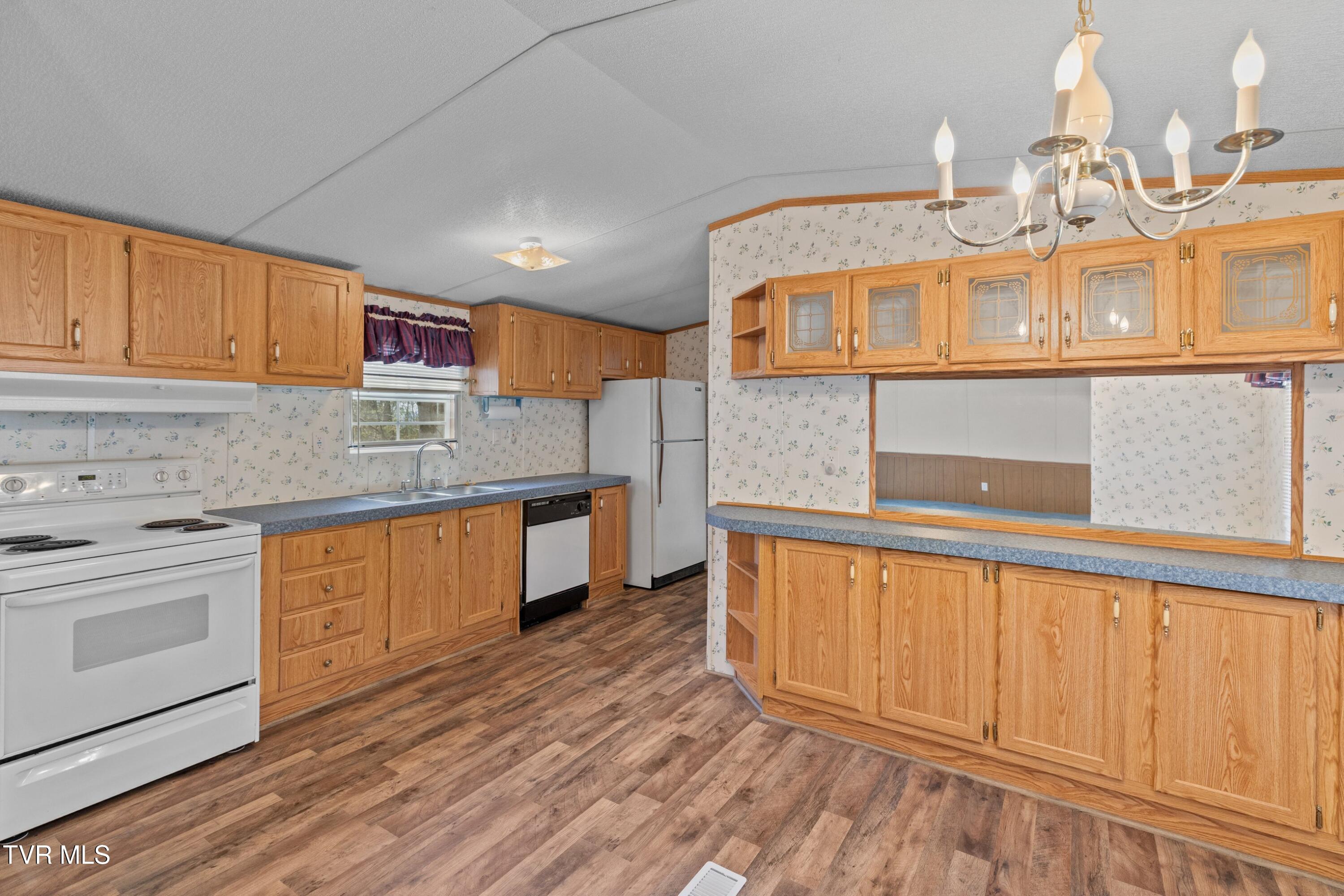 286 Prospect Road Sneedville, TN 37869 - Photo 10 of 31 008-286ProspectRoad-Sneedville-TN-37869-